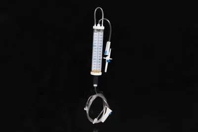 Kvaliteetne ja parim hind 100ml 150ml büreti infusioonikomplekt/ infusioonikomplekt koos imiku büretiga